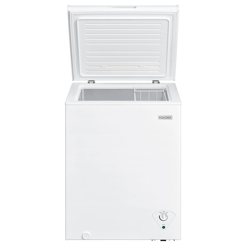 Igloo 3.5 Cubic Feet Garage Ready Chest Freezer with Adjustable